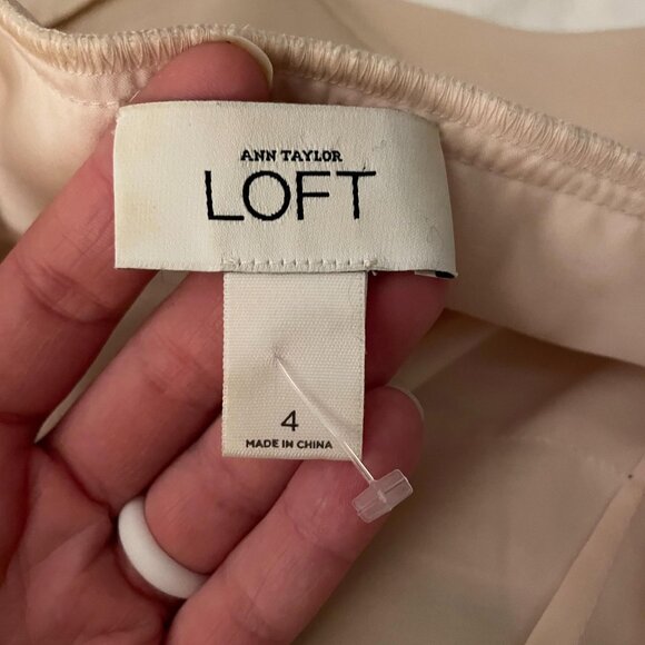 LOFT Tiered Dress Size 4 Velvet Satin Chiffon Layered Sleeveless Cream - Picture 4 of 8